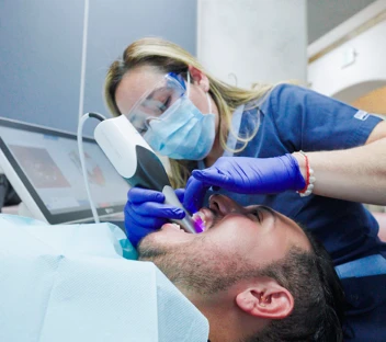 Cosmetic dental technology used in top-rated San Diego clinics.