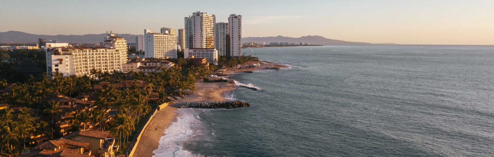California coast scenic view, ideal for dental treatment recovery. Aesthetic, calm, patient-focused dental experiences in San Diego.
